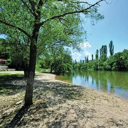 Holiday House Ruzic *