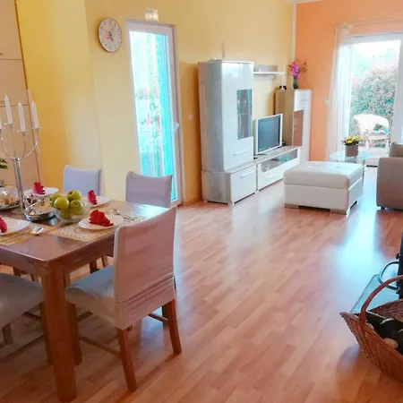 Holiday House Ruzic Semesterbostad Katuni