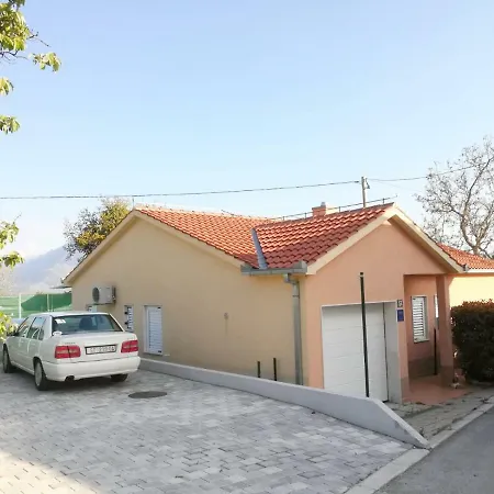 Holiday House Ruzic